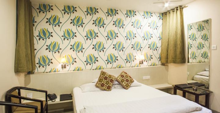 Hotel Tulsi Exotic Бопал Екстериор снимка