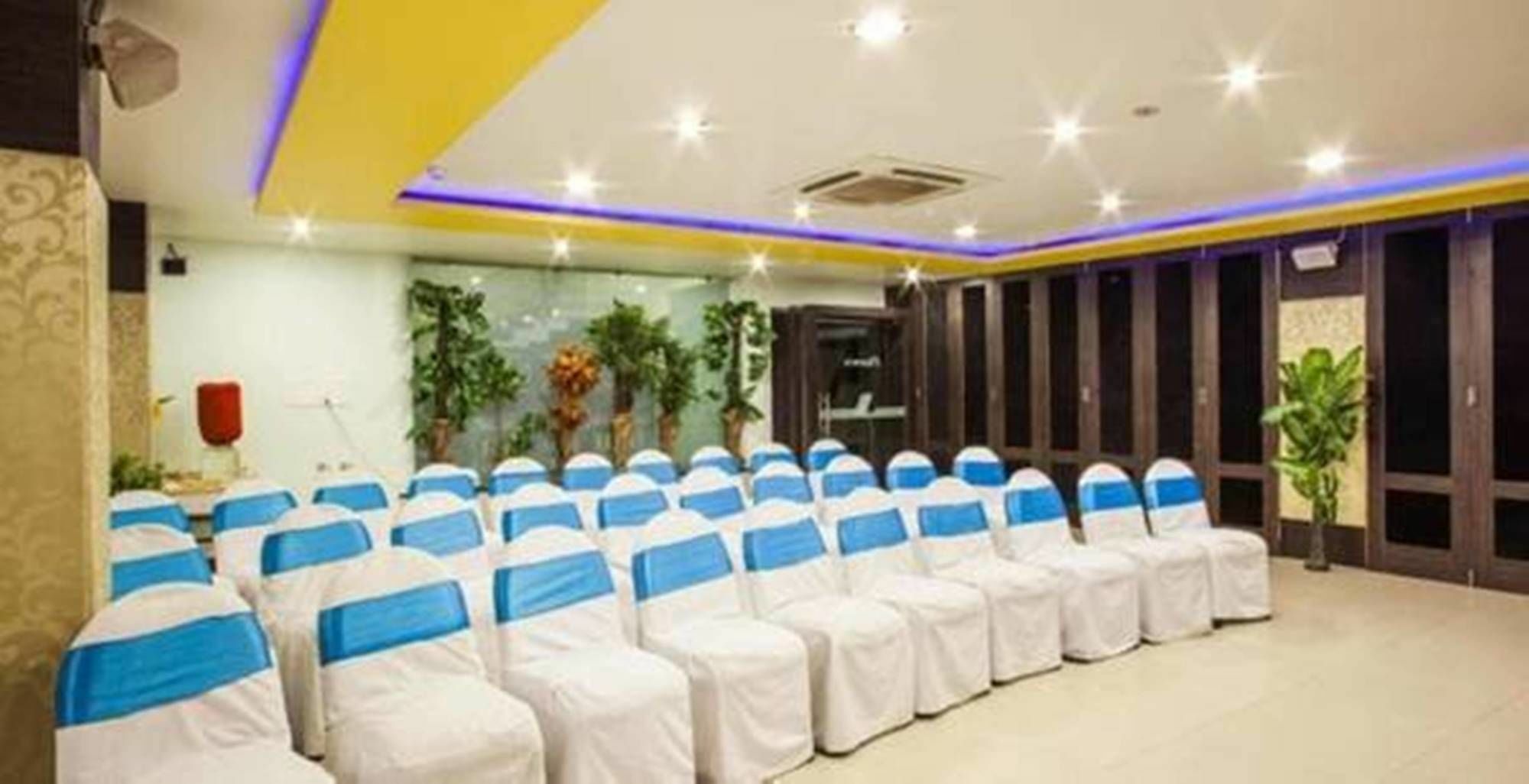 Hotel Tulsi Exotic Бопал Екстериор снимка